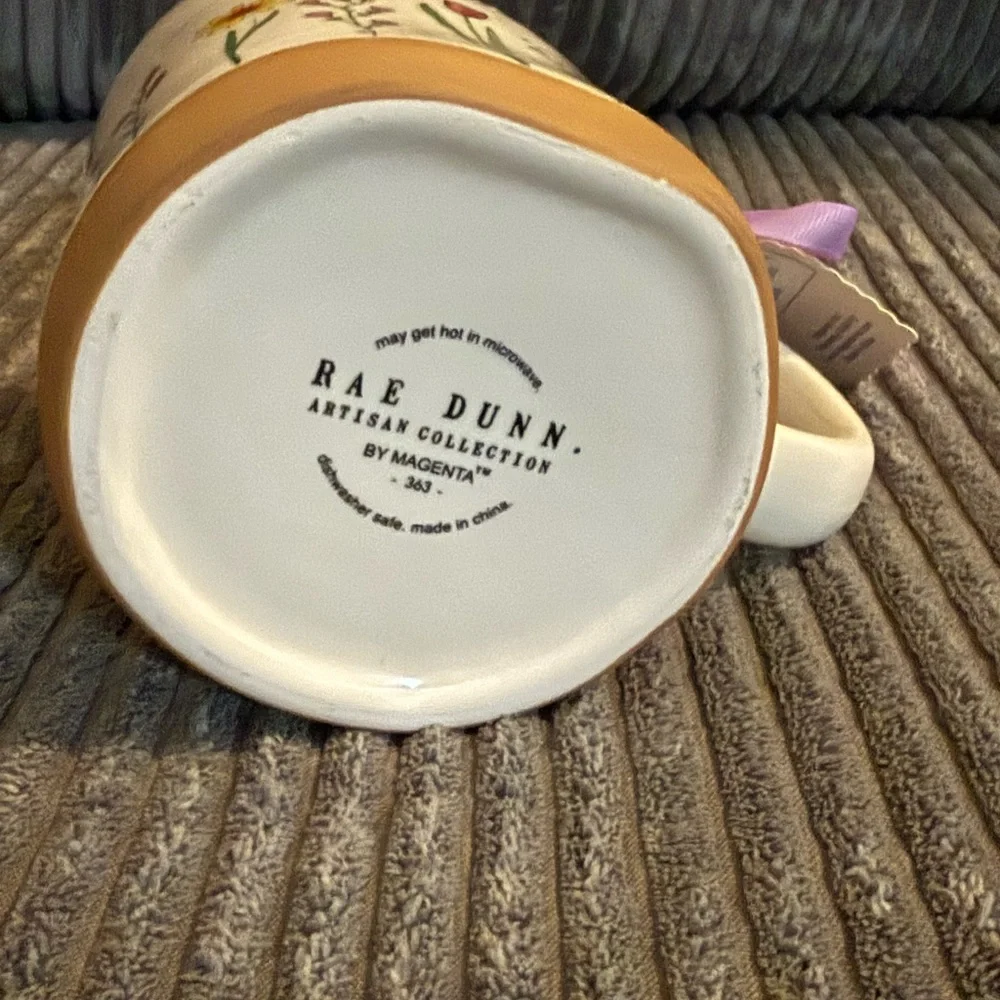 Rae Dunn White Mug with Floral Pattern- ‘Blessed with the Best Mom’ NWT - Picture 6 of 6